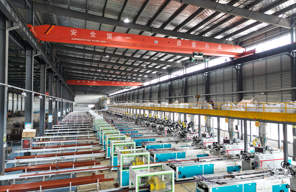 场地配置大 设备配置全